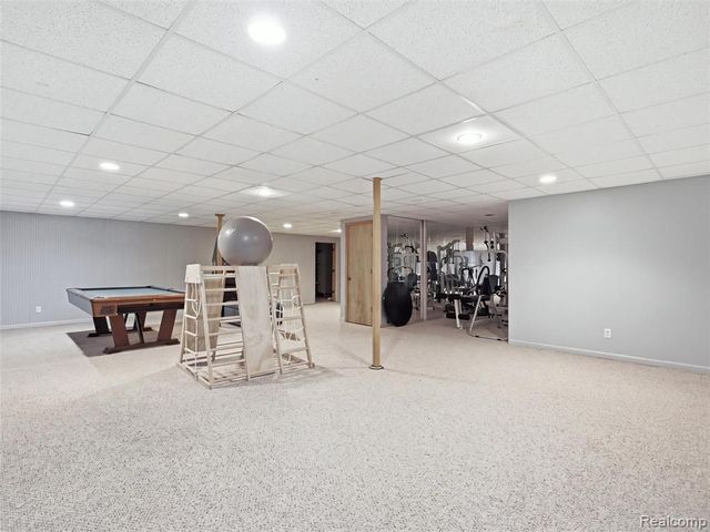54897 Walnut Drive, New Hudson, MI 48165