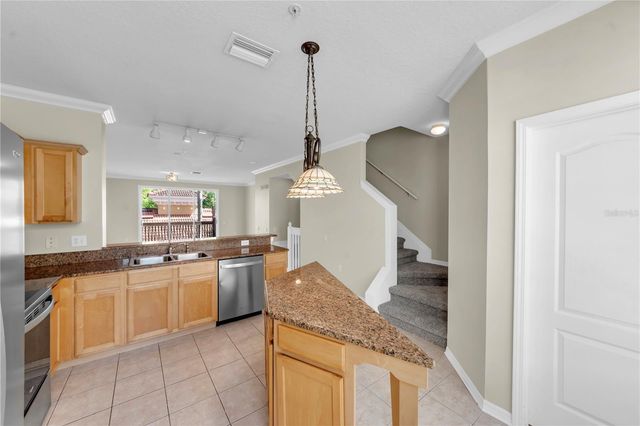 3115 BAYSHORE OAKS DRIVE, Tampa, FL 33611