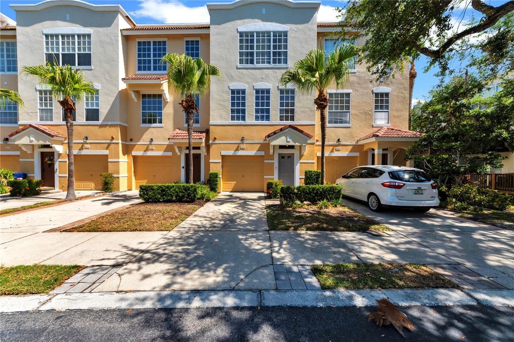 3115 BAYSHORE OAKS DRIVE, Tampa, FL 33611