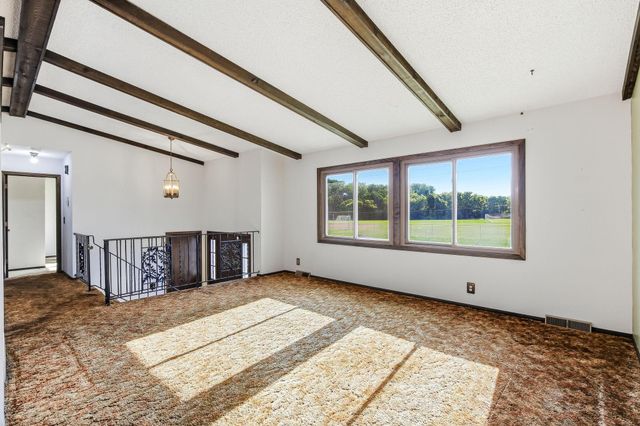 8009 Noble Avenue N, Brooklyn Park, MN 55443