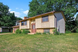 8009 Noble Avenue N, Brooklyn Park, MN 55443