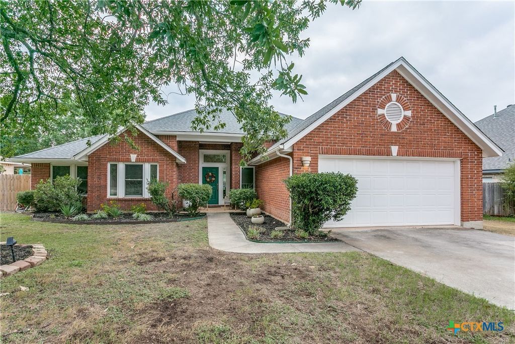 1789 Oak Forest Drive, New Braunfels, TX 78132