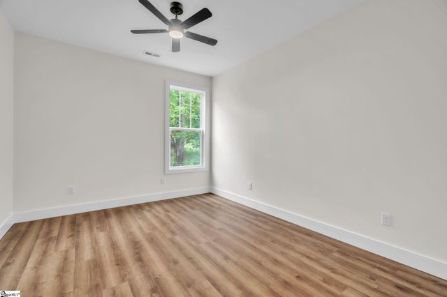 800 Glassy Road, Landrum, SC 29356