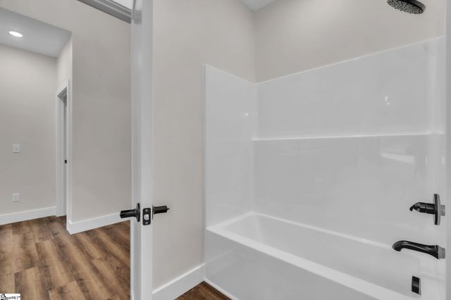 800 Glassy Road, Landrum, SC 29356