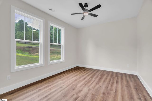800 Glassy Road, Landrum, SC 29356