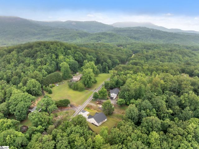 800 Glassy Road, Landrum, SC 29356