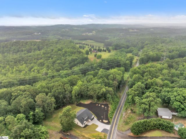800 Glassy Road, Landrum, SC 29356