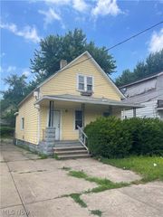 5613 Huss Avenue, Cleveland, OH 44105