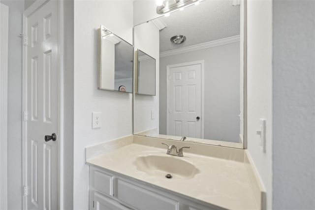 4304 CLUBSIDE DRIVE 4304, Longwood, FL 32779