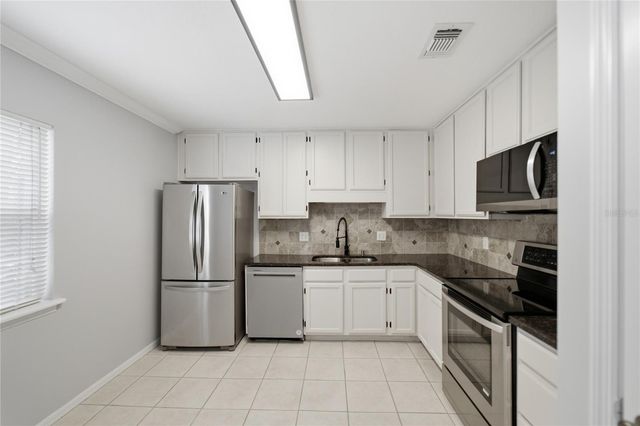 4304 CLUBSIDE DRIVE 4304, Longwood, FL 32779