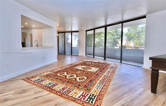 21075 NE 34th Ave 205-2, Aventura, FL 33180