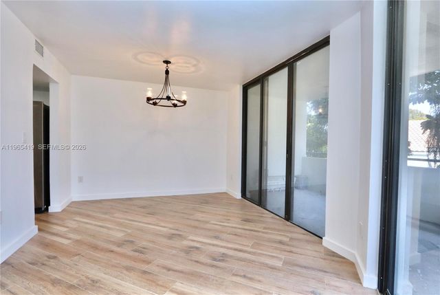 21075 NE 34th Ave 205-2, Aventura, FL 33180