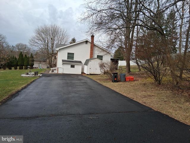 181 MOUNT NITTANY RD, Lemont, PA 16851