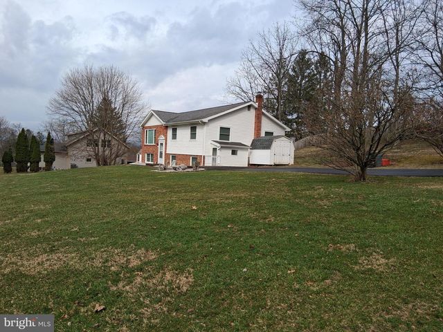 181 MOUNT NITTANY RD, Lemont, PA 16851
