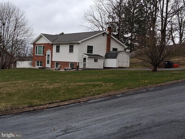 181 MOUNT NITTANY RD, Lemont, PA 16851