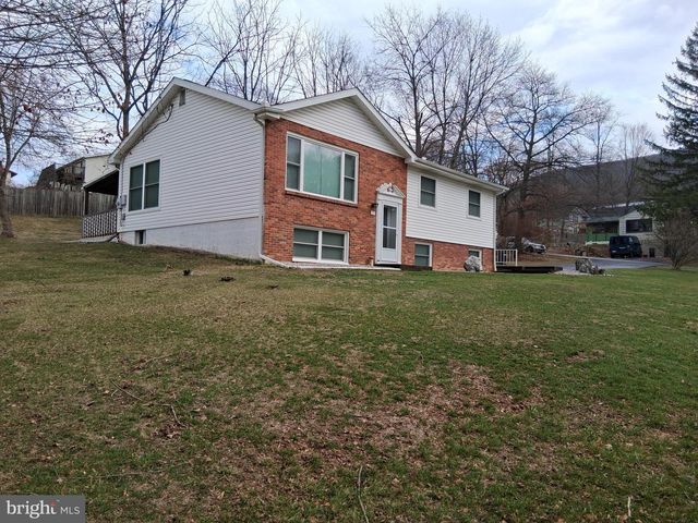 181 MOUNT NITTANY RD, Lemont, PA 16851