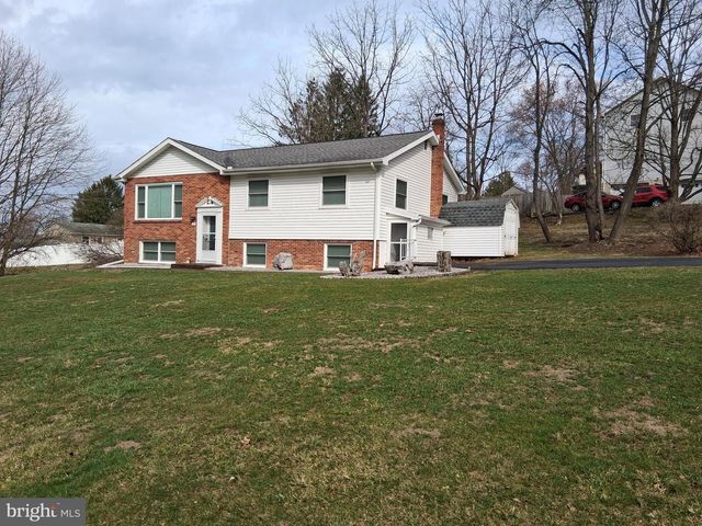 181 MOUNT NITTANY RD, Lemont, PA 16851