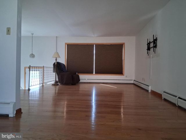 181 MOUNT NITTANY RD, Lemont, PA 16851