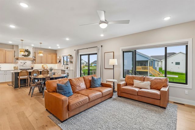 2805 NW 28th Street, Ankeny, IA 50023