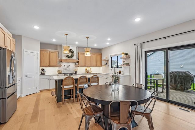 2805 NW 28th Street, Ankeny, IA 50023