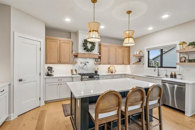 2805 NW 28th Street, Ankeny, IA 50023