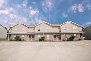 2284 McCormick Ln Apt F, Clarksville, TN 37040