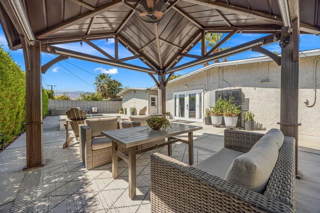 43769 Joshua Road, Palm Desert, CA 92260