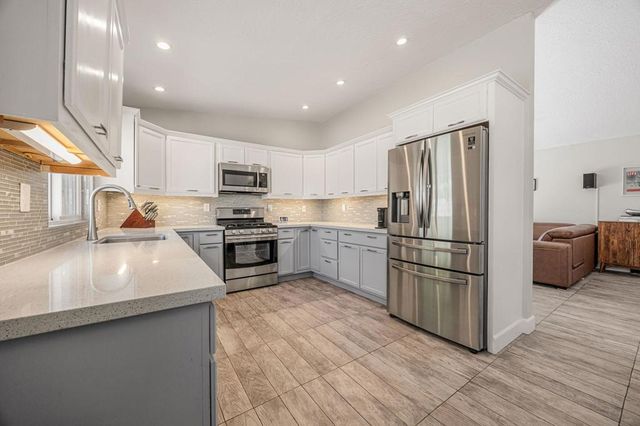 43769 Joshua Road, Palm Desert, CA 92260