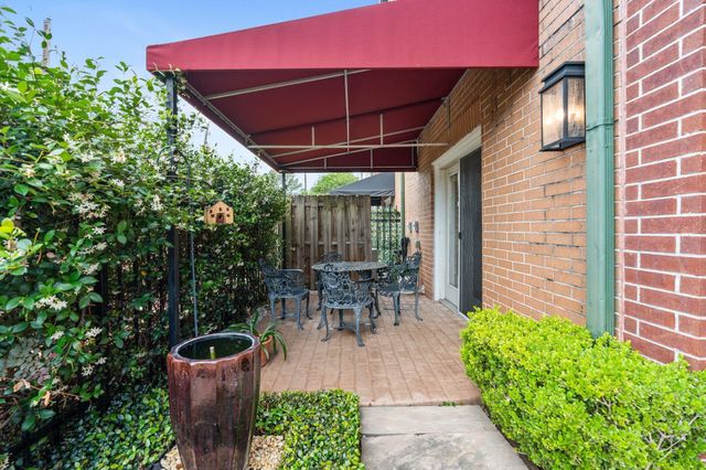 501 Detering Street, Houston, TX 77007