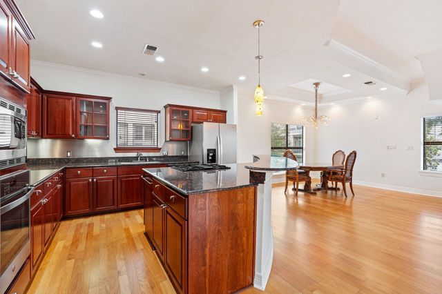 501 Detering Street, Houston, TX 77007