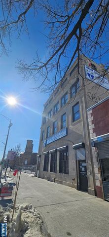 1019 Broad Street, Newark, NJ 07102