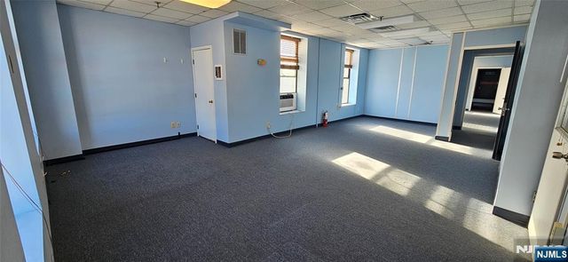 1019 Broad Street, Newark, NJ 07102