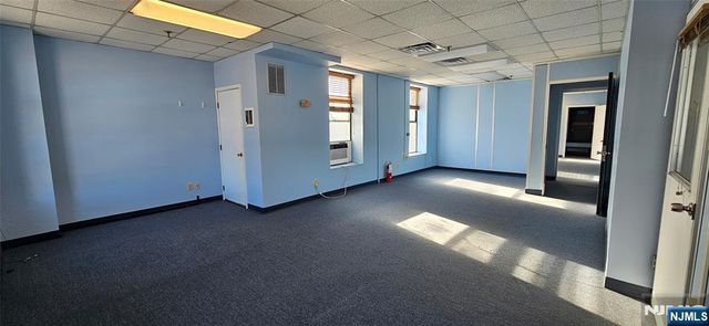 1019 Broad Street, Newark, NJ 07102