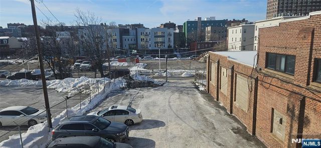 1019 Broad Street, Newark, NJ 07102