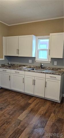 127 Royal Avenue, Buffalo, NY 14207