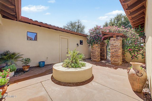 816 W Sycamore Court, Litchfield Park, AZ 85340
