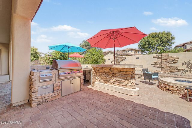 816 W Sycamore Court, Litchfield Park, AZ 85340