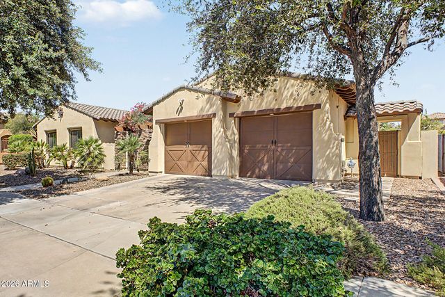 816 W Sycamore Court, Litchfield Park, AZ 85340