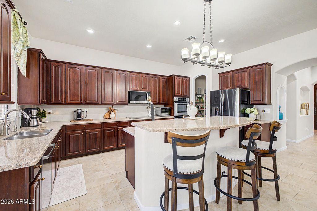 816 W Sycamore Court, Litchfield Park, AZ 85340 — photo 3