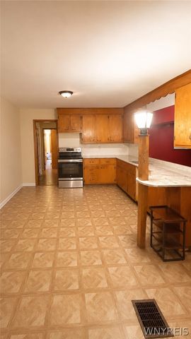 442 18th Street, Niagara Falls, NY 14303