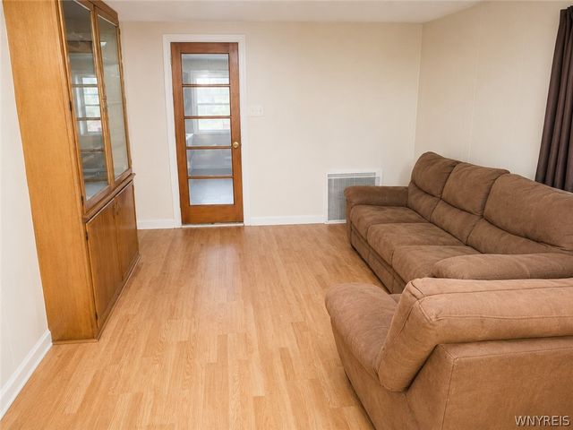 442 18th Street, Niagara Falls, NY 14303