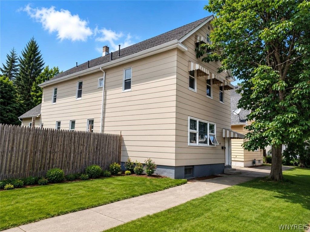 442 18th Street, Niagara Falls, NY 14303
