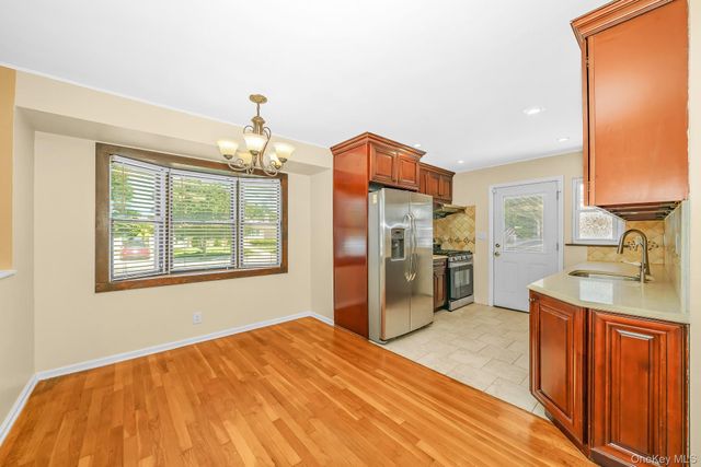 3900 Miller Place, Levittown, NY 11756