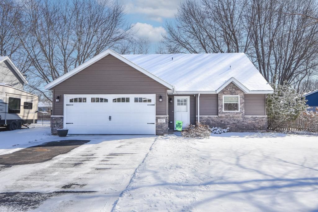 312 Bechtold Drive, Sartell, MN 56377