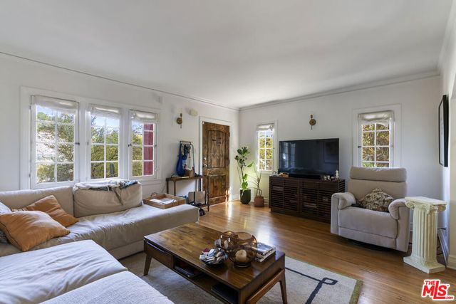 1501 Westerly Terrace, Los Angeles, CA 90026