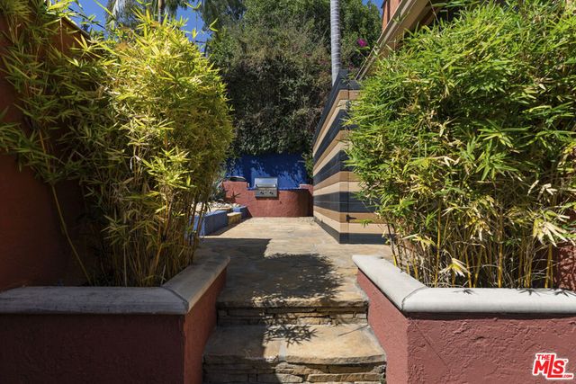 1501 Westerly Terrace, Los Angeles, CA 90026
