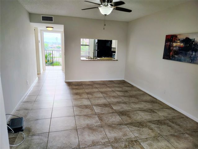 2793 NW 104th Ave 305, Sunrise, FL 33322