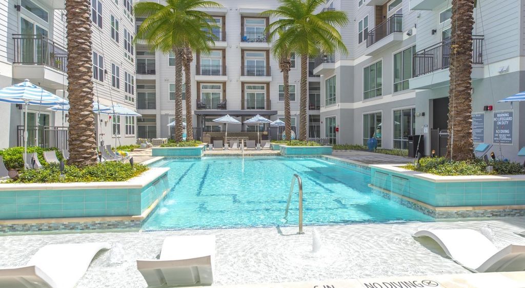 9330 Main Street 275, Houston, TX 77025