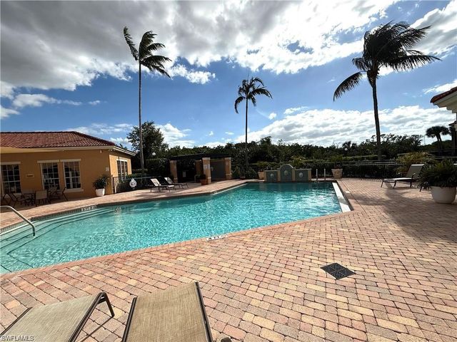 8754 River Homes LN 8207, Bonita Springs, FL 34135