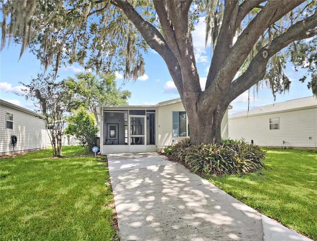 615 NE COTTAGE PARK LANE, Leesburg, FL 34748
